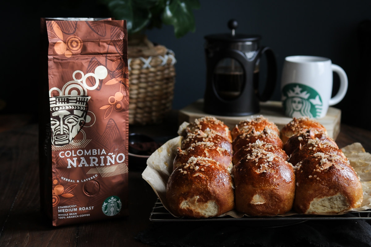 pretzel buns and Starbucks Colombia Narino